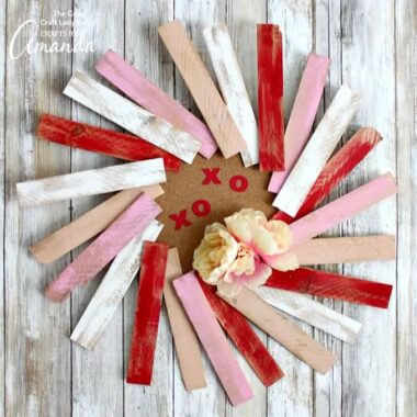 This wood shim wreath is the perfect decoration to add to your Valentine's Day mantel!
