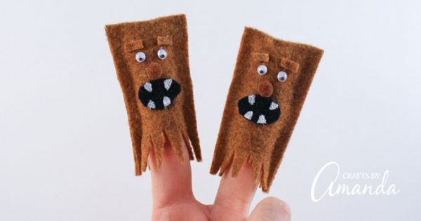 Wookiee Finger Puppets: use for storytime or as imaginative play for kids!