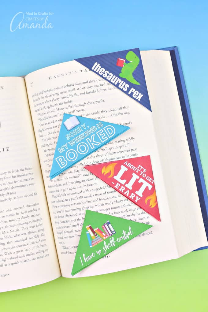 corner bookmarks printable book related puns that book nerds will love