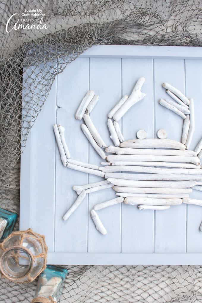 Driftwood Crab Wall Art: make a crab from driftwood, perfect