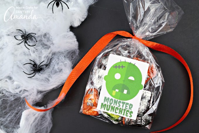 Cute Frankenstein Printable Monster Stickers, place them on Halloween goodie bags!