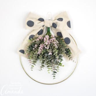 DIY Spring hoop wreath