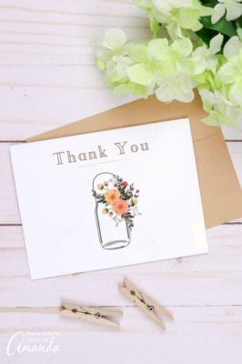 Mason Jar Printable: a multipurpose free printable for spring!