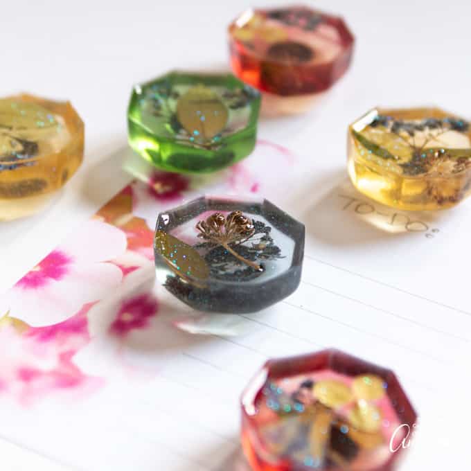 Pressed Flower Resin Magnets - Crafts by Amanda