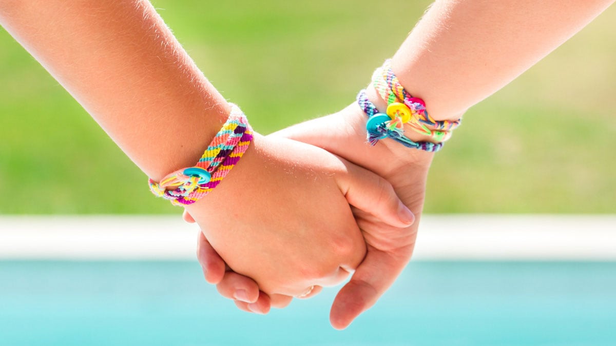 10 DIY Friendship Bracelets for Kids to Make for Friendship Day