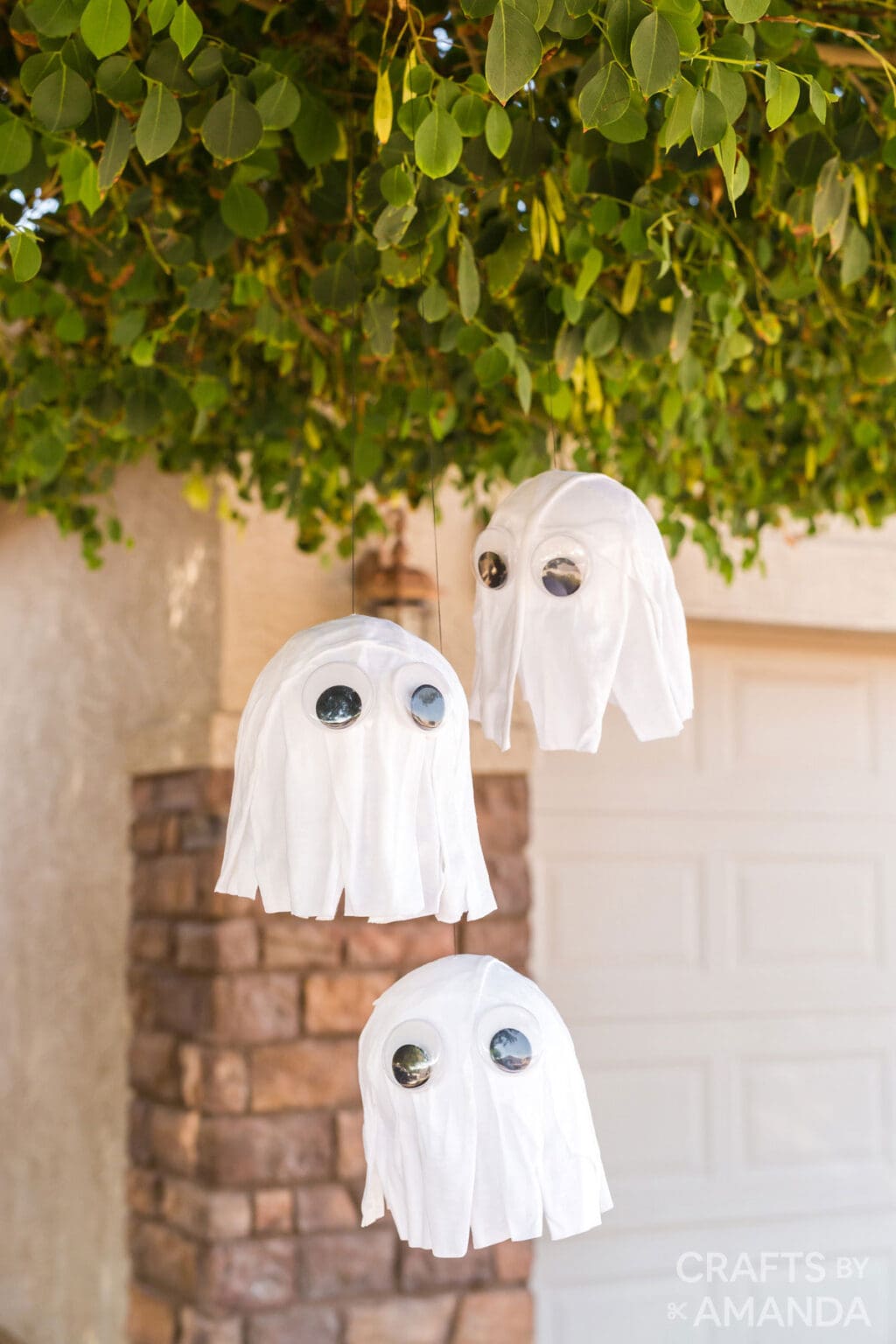 Balloon Ghosts - Crafts by Amanda - Halloween Crafts