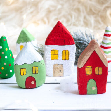 3 salt dough houses