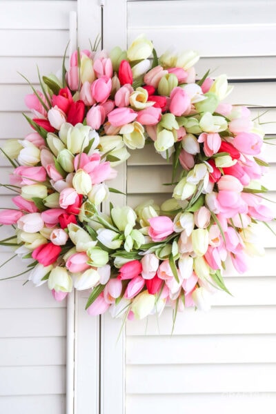 Tulip Wreath - Crafts by Amanda - Wreath Projects