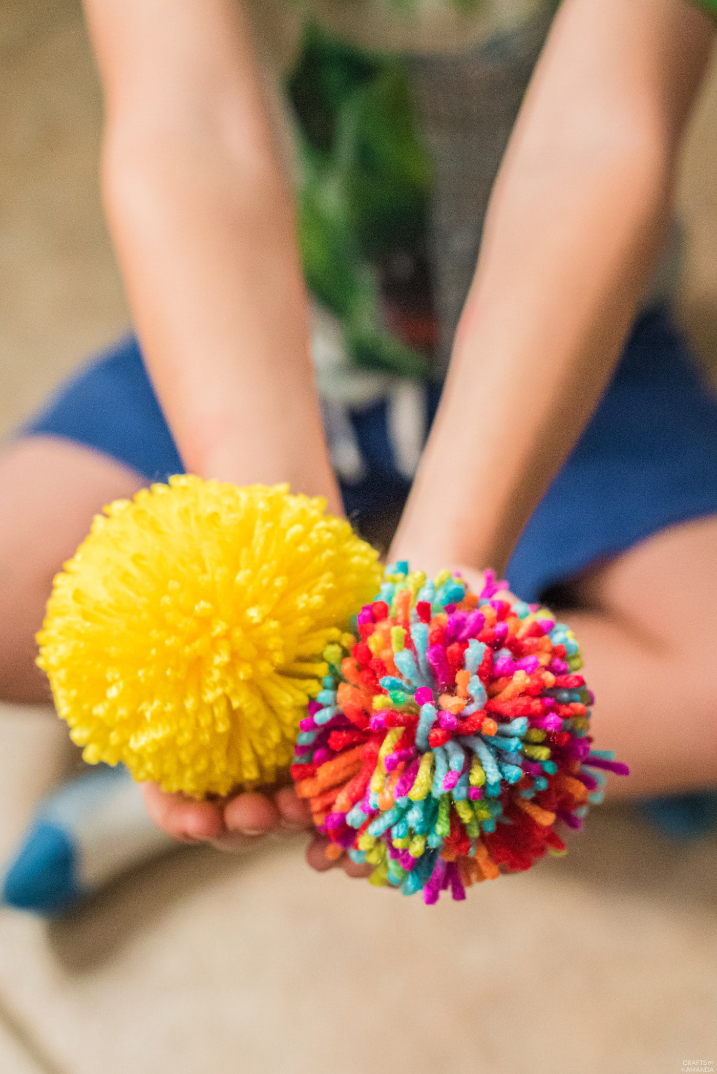 How to Make a Pom Pom Crafts by Amanda Crafts for Seniors