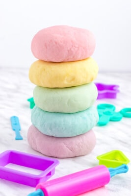 Easter Play Dough - Crafts by Amanda - Easter Crafts